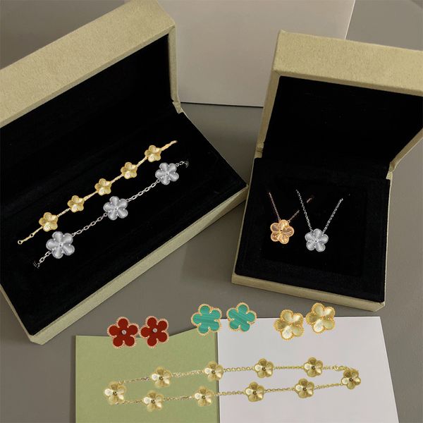 Designer Jewelry Classic Clover bracelet mlw